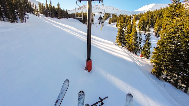 Esquí alpino en la estación de esquí Loveland Basin en Colorado.