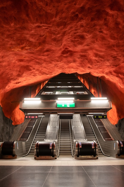 Estação de metro famosa solna centrum