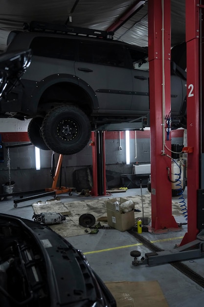 Foto estação de serviço de reparação de automóveis garagem de reparação de automóveis