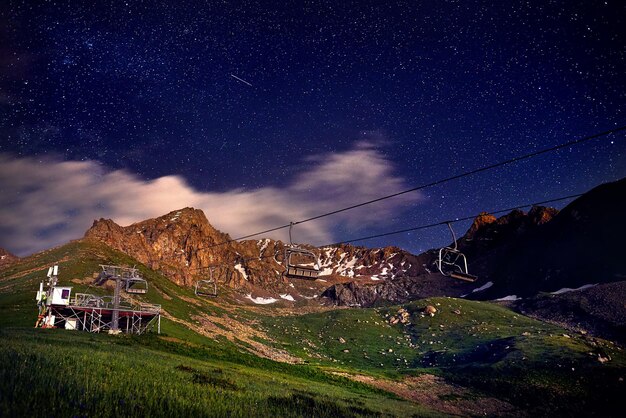 Estação de teleférico na montanha