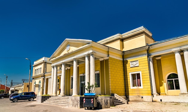 Foto estação ferroviária de gori em shida kartli, geórgia