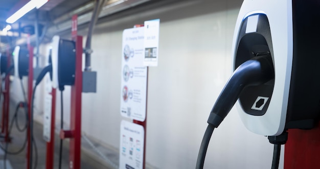 Estación de carga de coche eléctrico para carga de batería EV Enchufe para carga de cargador de vehículo eléctrico EV