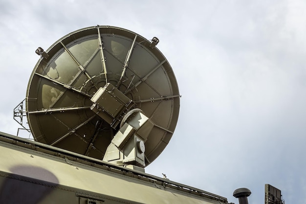 Estación de detección de radar de antenas del sistema de misiles antiaéreos