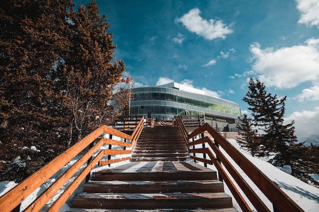 Estación de góndola en Sulphur Mountain en Banff, Canadá