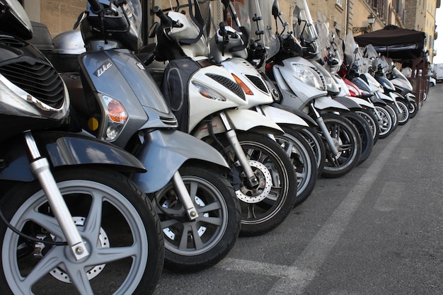 Estacionamento para patinetes e motos