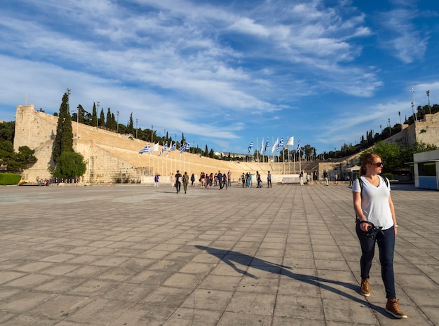 Estádio antigo dos primeiros Jogos Olímpicos em mármore branco Panathenaic Stadium em Atenas Grécia