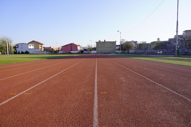 Estádio com pista de atletismo