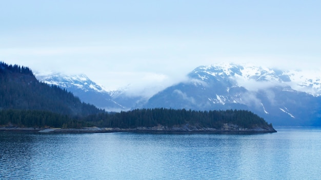 Foto estados unidos, alaska, el parque nacional de glacier bay, glaciares, isla