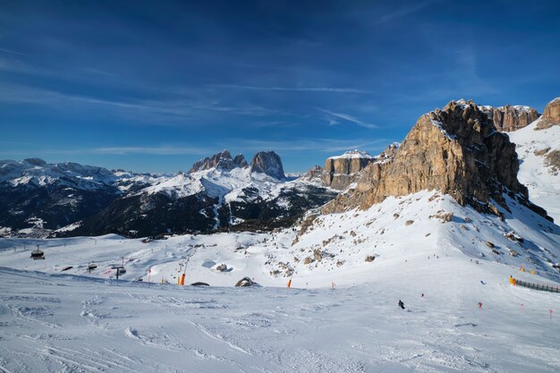 Estância de esqui em dolomitas itália