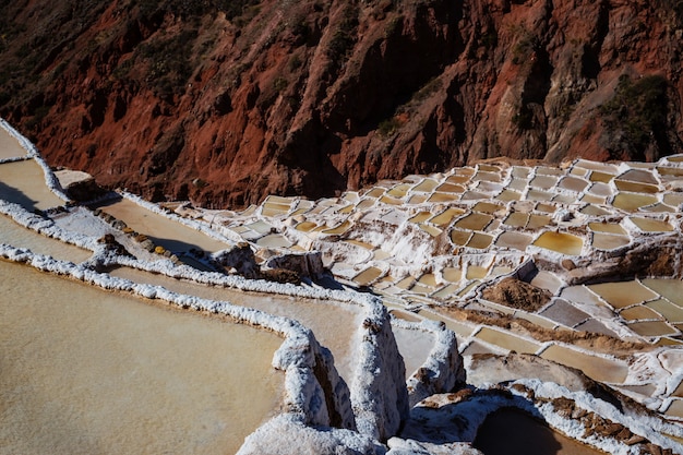 Estanques de sal de Maras ubicados en el Urubamba, Perú