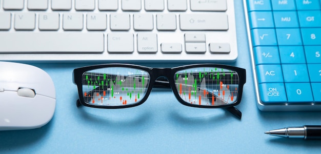 Estatísticas do mercado de ações sobre óculos Análise de negociação Forex