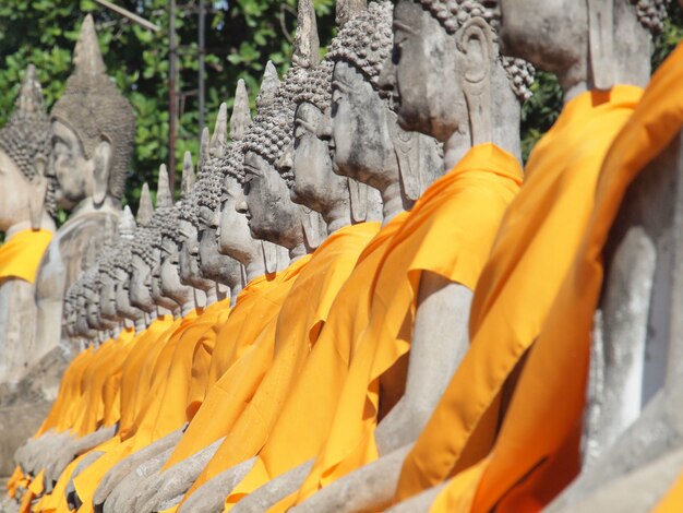 Estatua de Buda en Wat Yai Chai Mongko, Ayutthaya, Tailandia