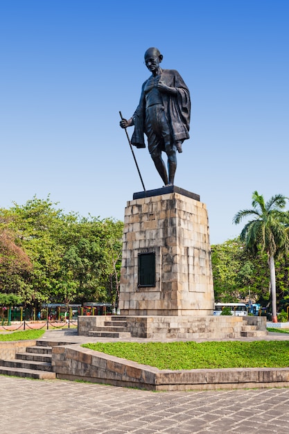 Estátua de Mahatma Gahdhi