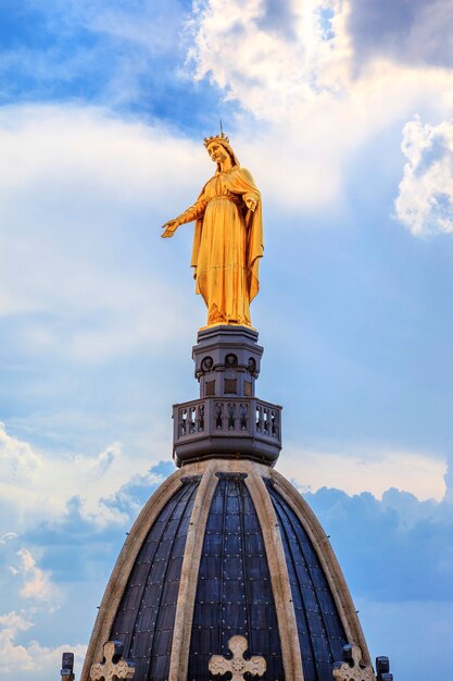 Estátua de ouro da virgem maria, lyon