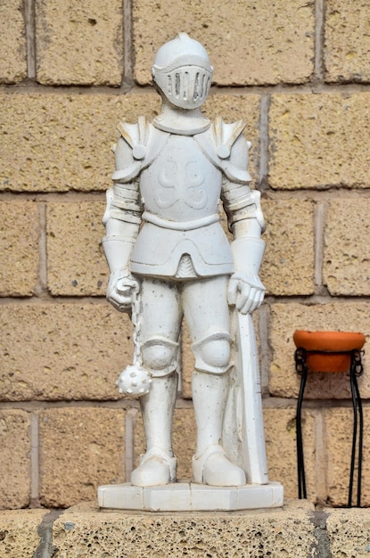 Estátua de um cavaleiro medieval