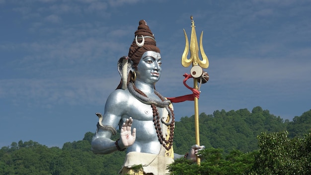 Estatua del dios hindú Lord Shiva