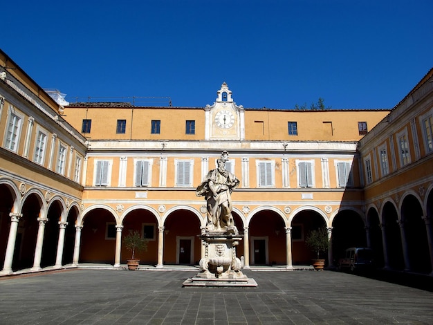 La estatua en Pisa Italia