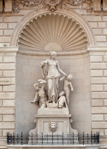 Estatua de Tetis, Trieste