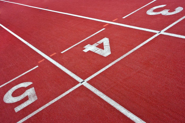 Esteiras no estádio para atletismo