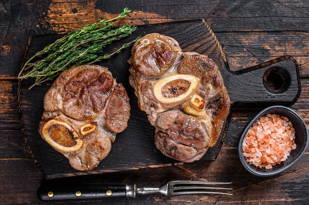 Estofado de carne con hueso Jarrete de buey Osso Buco, bistec ossobuco italiano