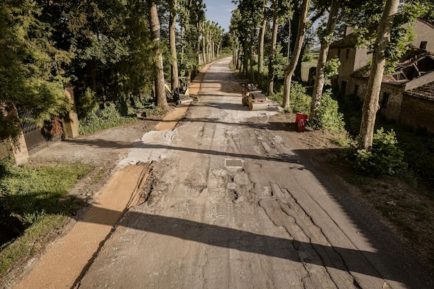 Estrada danificada em reparo na Itália