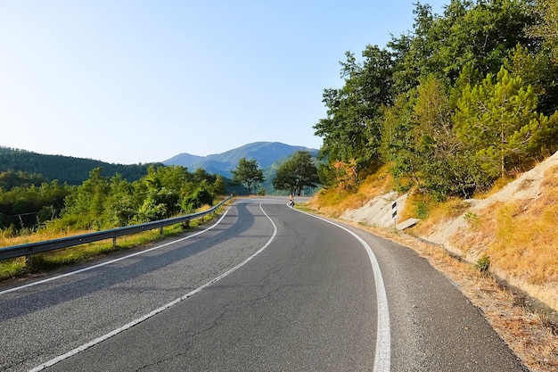 Estrada de montanha na Itália