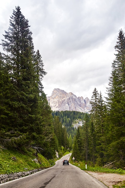 Estrada, perto, cristallo, montanha