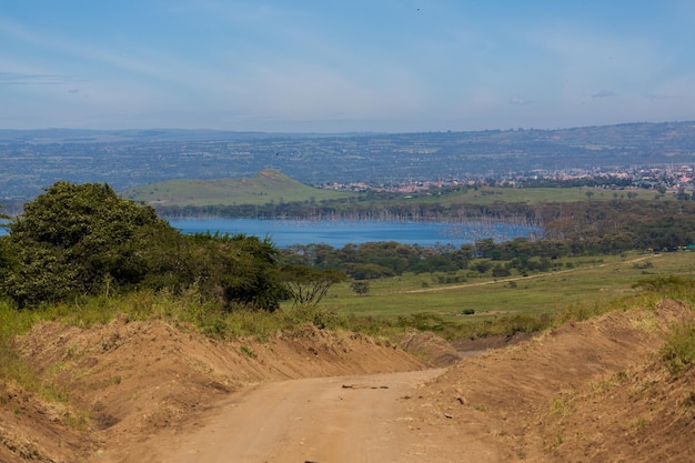 Estrada que leva ao lago Nakuru. Quênia