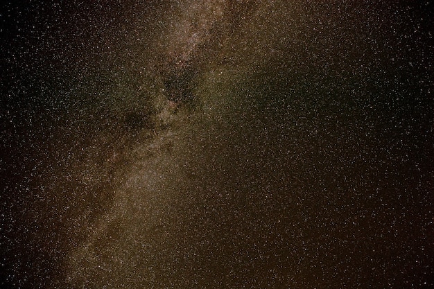 Estrelas da via láctea na noite de verão