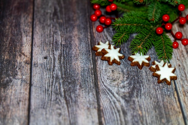 Estrelas de canela de biscoitos de natal