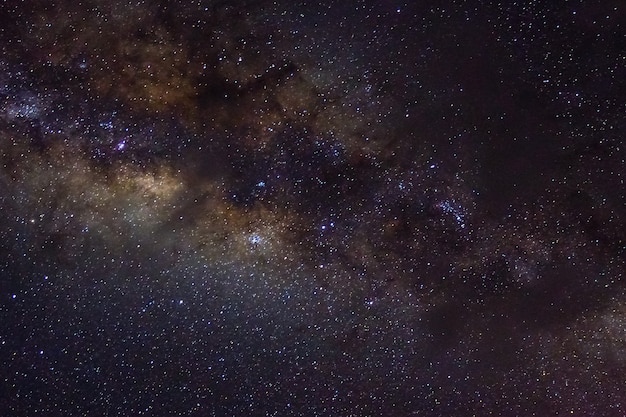 Estrellas y galaxia espacio ultraterrestre cielo universo nocturno negro fondo estrellado de starfield brillante