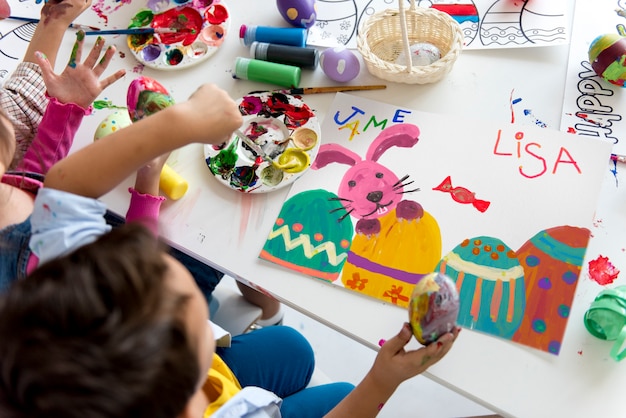Estudiantes Clase de arte Pintura Pascua Conejo Imaginación Aprendizaje