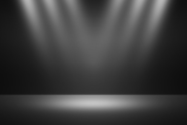 Estudio fotográfico oscuro vacío con fondo de foco