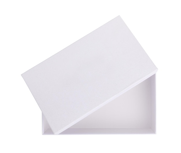 Esvazie a caixa de presente de papelão aberta isolada no fundo branco