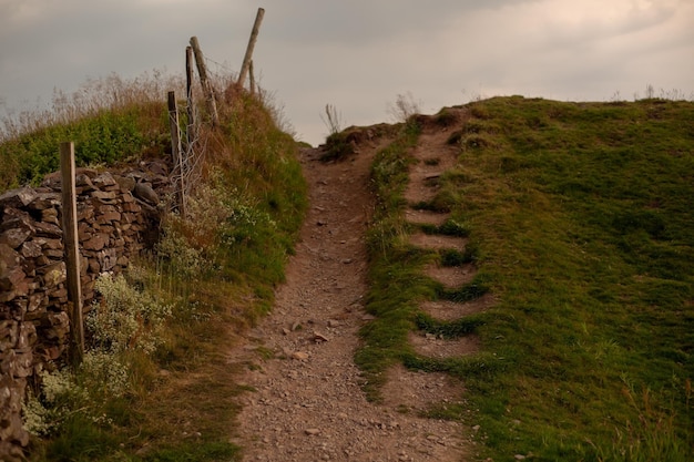 Etapas naturais nas colinas da Inglaterra