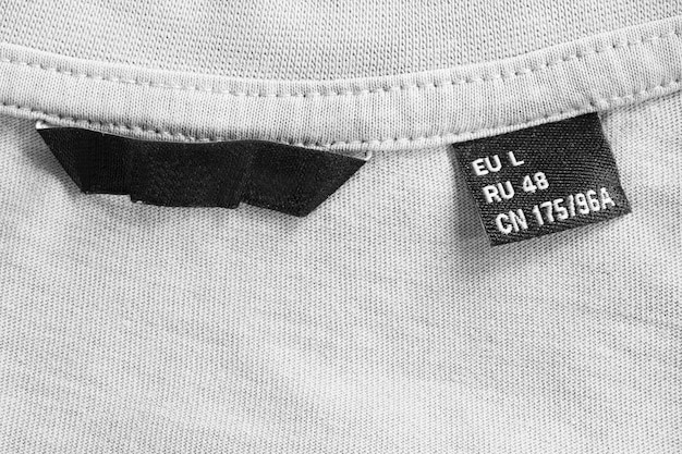 Etiqueta de ropa talla L