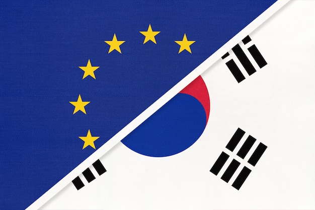 Europäische Union oder EU und Südkorea oder Nationalflagge aus Textil.