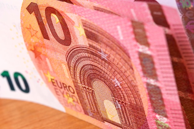 Europäisches Geld 10 Euro im Hintergrund