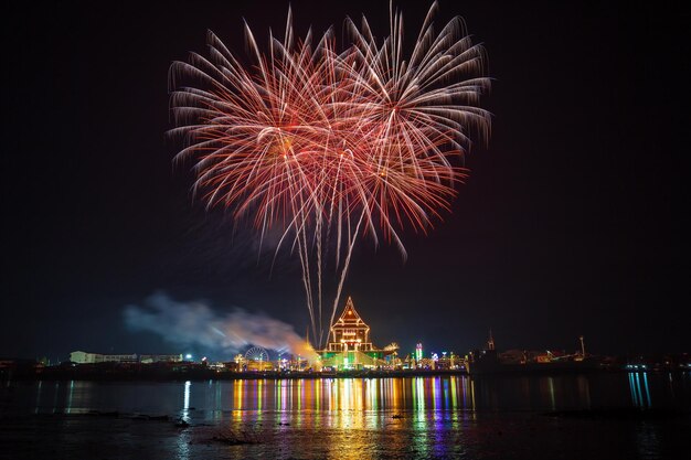 Evento anual en Wat Krok Krok Samut Sakhon Province Tailandia