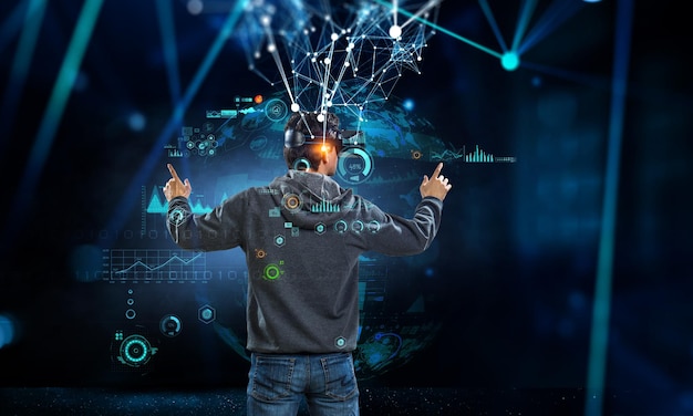 Experiencia de realidad virtual. Tecnologías del futuro. Técnica mixta