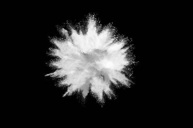 Explosão de pó branco abstrato