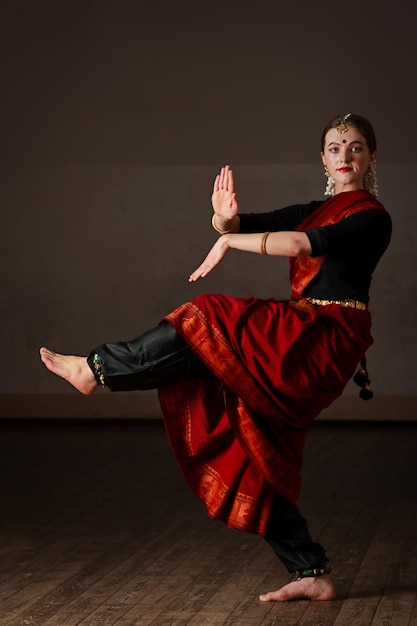 Foto exponente de la danza bharat natyam