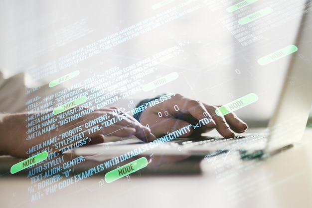 Exposición múltiple de un boceto de codificación gráfica abstracta con las manos escribiendo en el teclado de la computadora en el fondo de big data y el concepto de redes