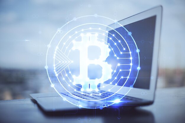 Exposición múltiple de la cadena de bloques y la economía criptográfica tema holograma y tabla con fondo informático Concepto de criptomoneda bitcoin