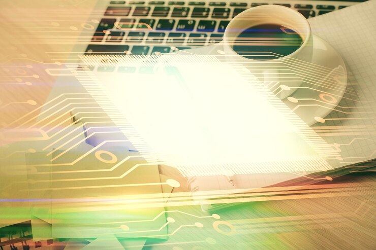 Foto exposición múltiple del dibujo temático de tecnología y escritorio con café y artículos sobre el fondo de la mesa concepto de investigación de datos