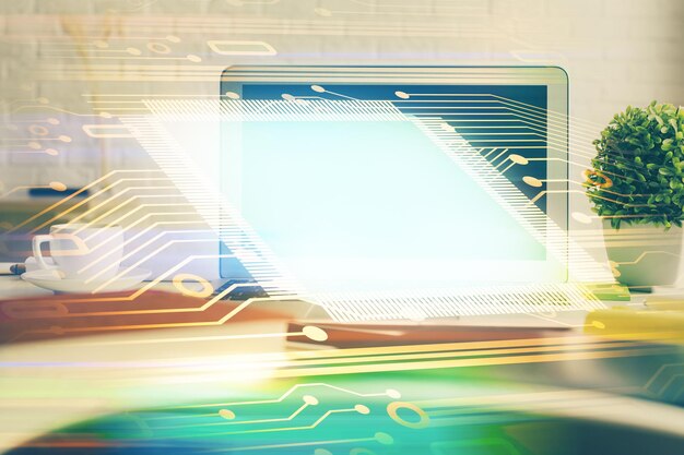 Exposición múltiple del escritorio con computadora personal y dibujo temático tecnológico Concepto de Bigdata