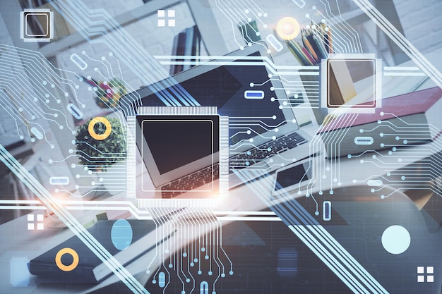 Exposición múltiple del escritorio con computadora personal y dibujo temático tecnológico Concepto de Bigdata