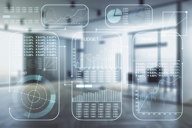 Exposición múltiple de la interfaz holográfica de datos estadísticos abstractos en un concepto de computación y análisis de fondo interior de oficina modernamente amueblada