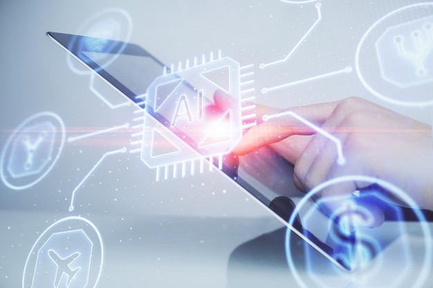 Exposición múltiple de la mano del hombre sosteniendo y usando un dispositivo digital y un tema de datos dibujando el concepto de innovación