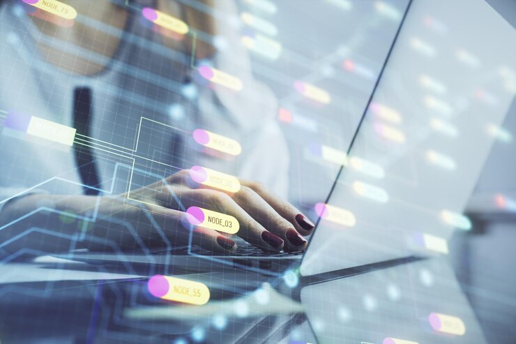 Foto exposición múltiple de manos de mujer trabajando en computadora y concepto de tecnología de dibujo de holograma de tema de datos